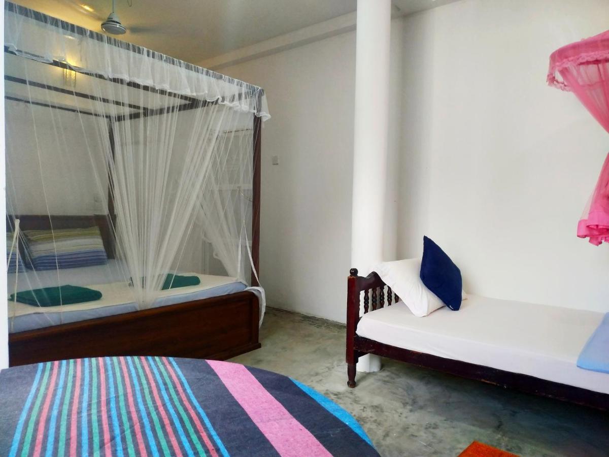 Aluthgedara Guest House 乌纳瓦图纳 外观 照片