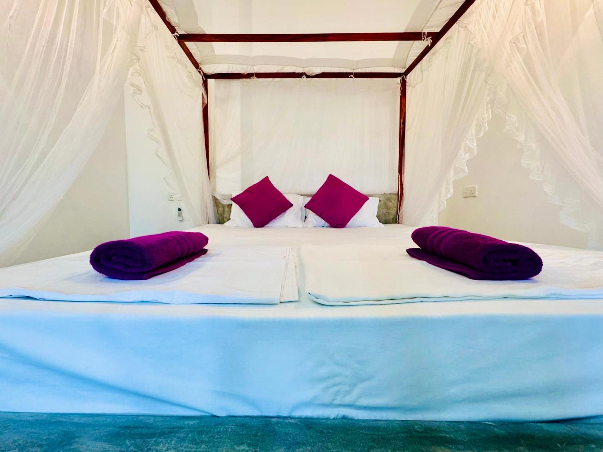 Aluthgedara Guest House 乌纳瓦图纳 外观 照片