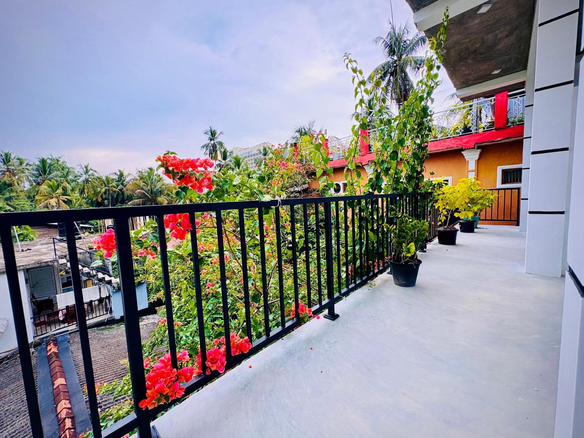 Aluthgedara Guest House 乌纳瓦图纳 外观 照片