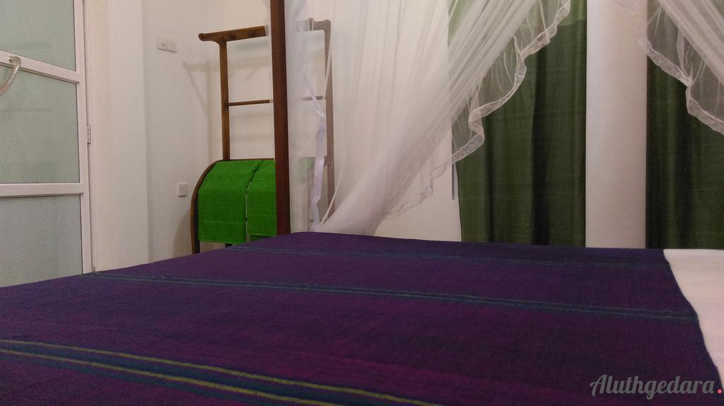 Aluthgedara Guest House 乌纳瓦图纳 外观 照片