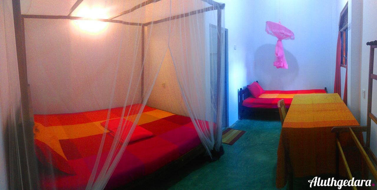 Aluthgedara Guest House 乌纳瓦图纳 外观 照片