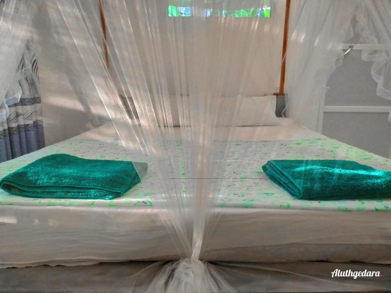 Aluthgedara Guest House 乌纳瓦图纳 外观 照片
