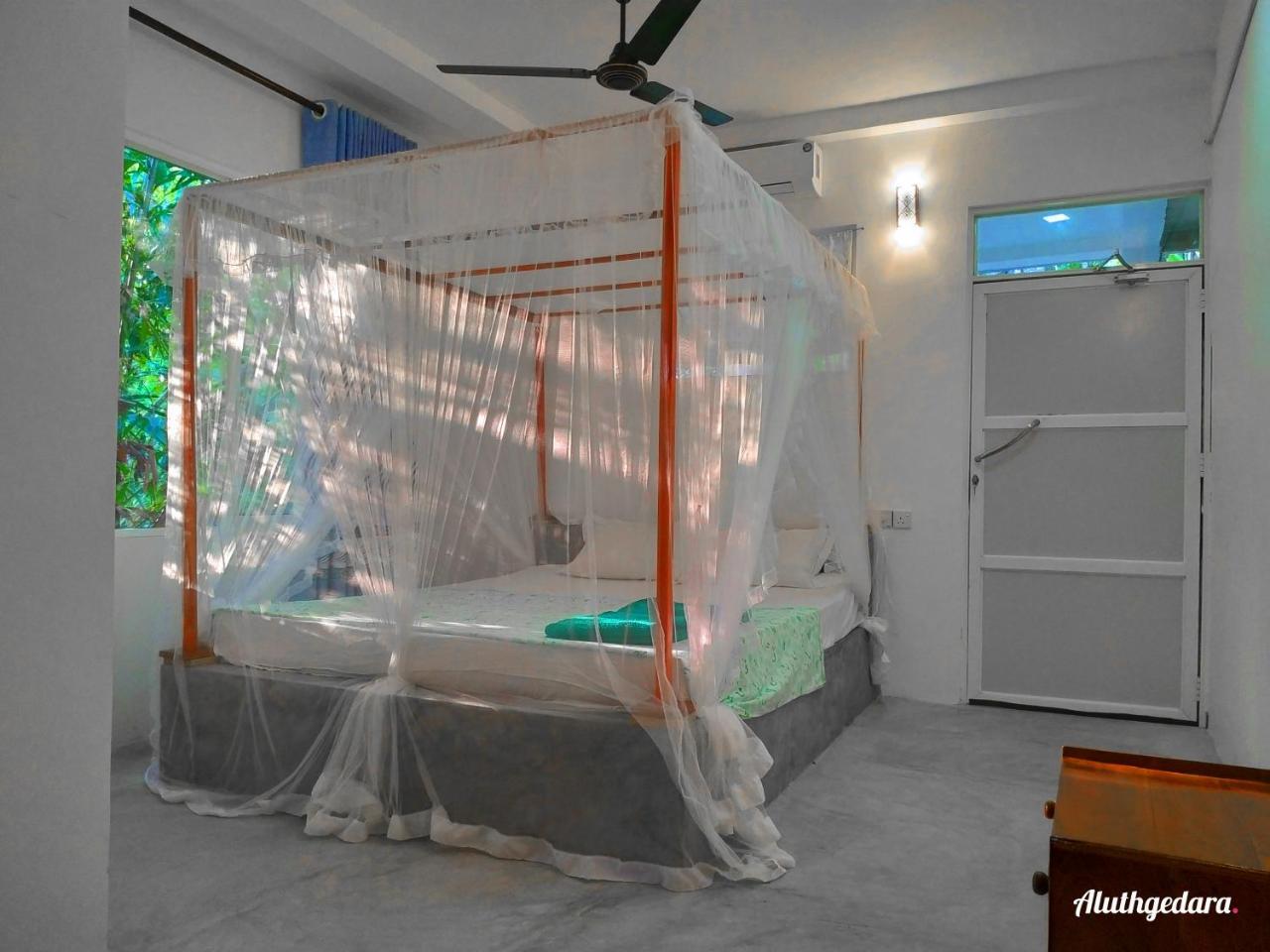 Aluthgedara Guest House 乌纳瓦图纳 外观 照片