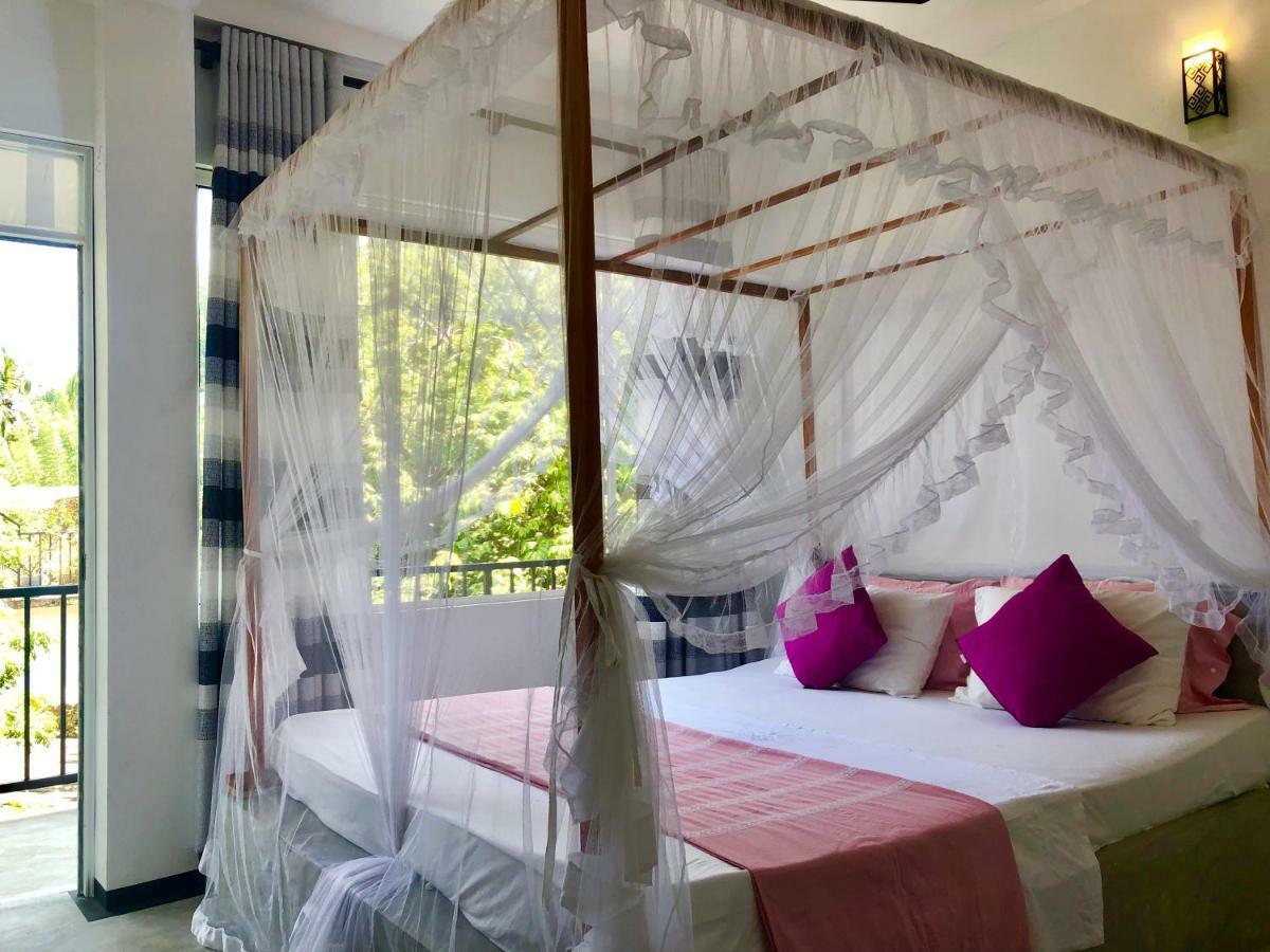 Aluthgedara Guest House 乌纳瓦图纳 外观 照片